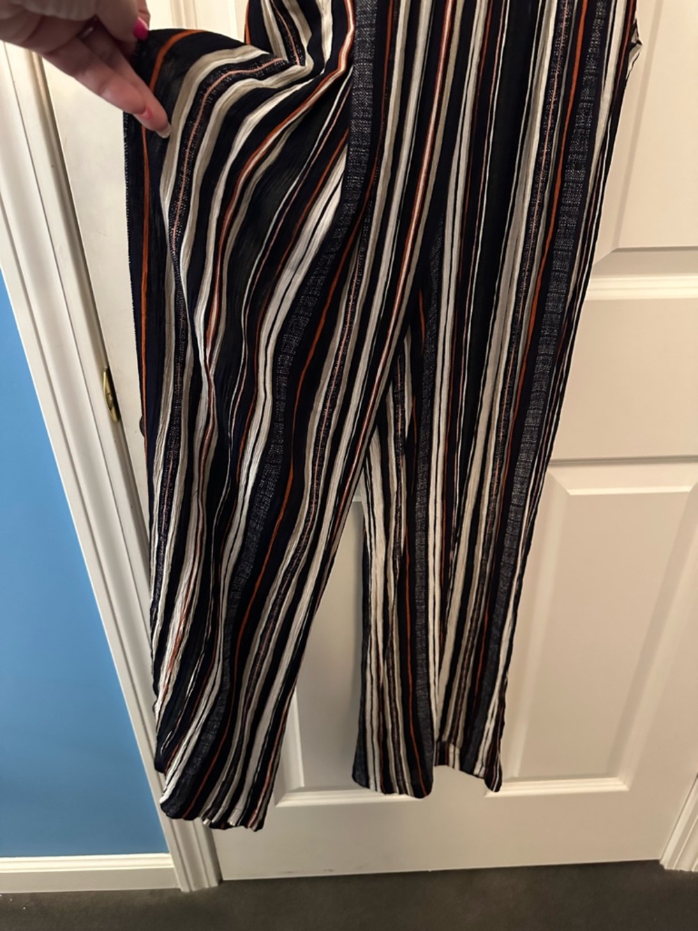 EUC Derek Heart Striped Jumpsuit in Black, Cream & Tan Sz S - Picture 7 of 9